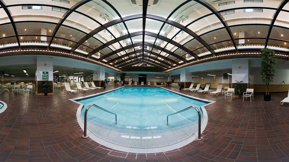Hilton Appleton Paper Valley Экстерьер фото